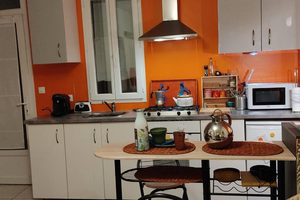Studio Quartier Haut Sete Luaran gambar